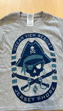 Load image into Gallery viewer, CHILD&#39;S 100% COTTON T=SHIRT PIRATE HEAD STRIPE OVAL
